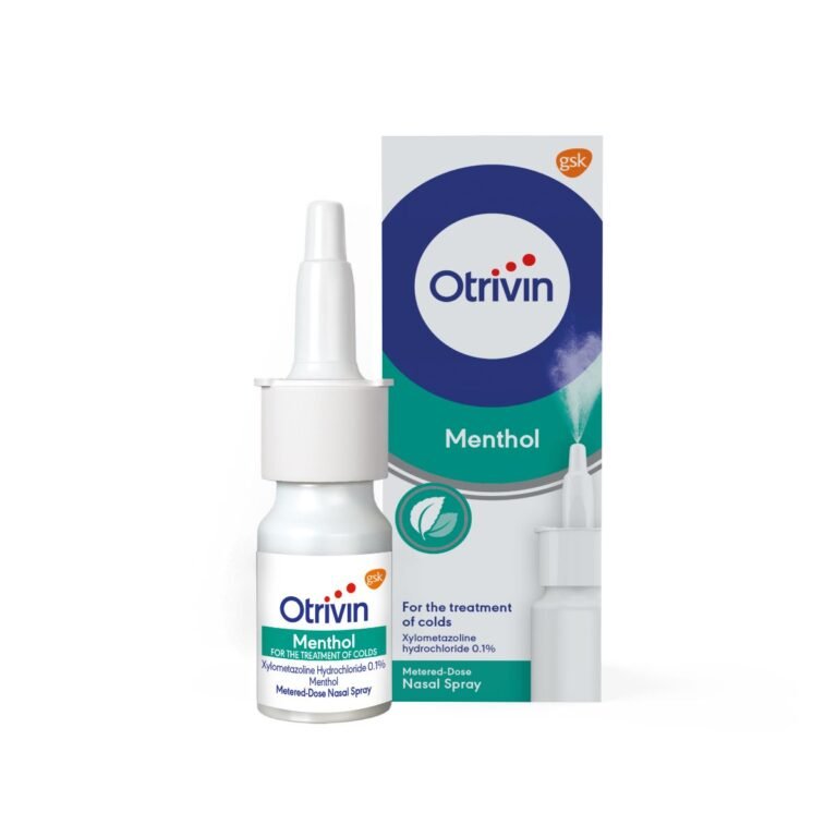 otrivin_menthol_-_packshot_with_bottle أوتريفين منثول، بخاخ للأنف، لأعراض البرد - 10 مل - الصورة 1